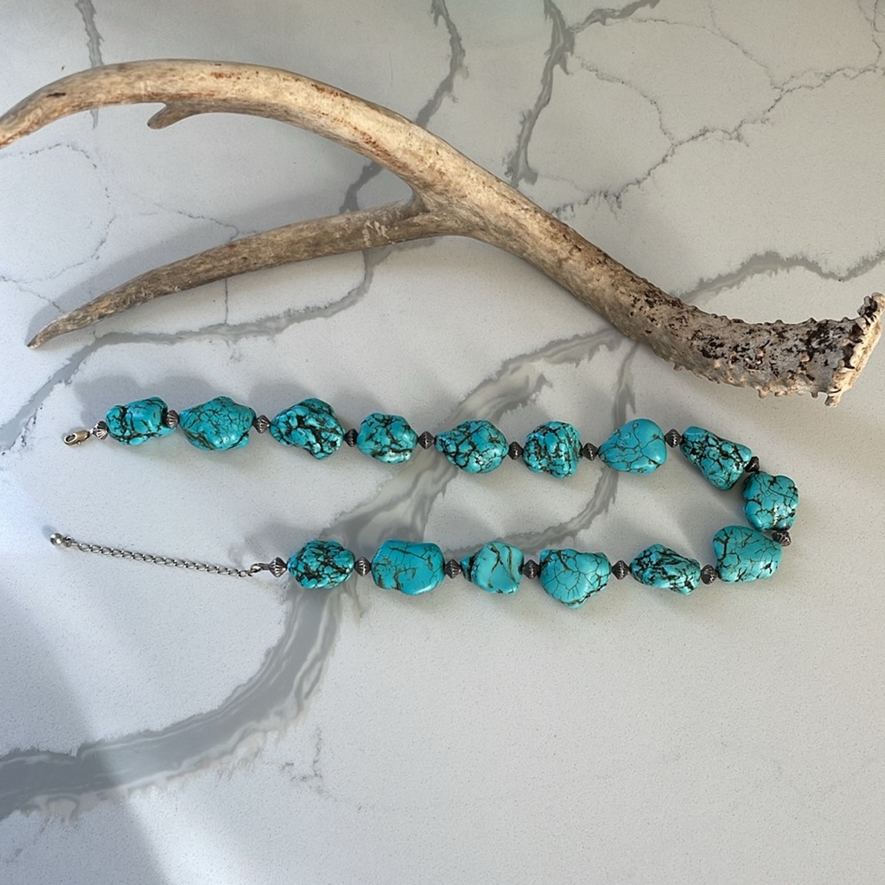 Vintage “Faux Turquoise” Natural Stone Chunky Necklace With Silver Beads - Picture 12 of 12